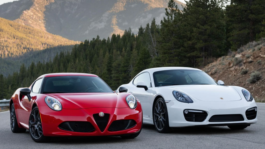 Alfa Romeo 4C против Porsche Cayman